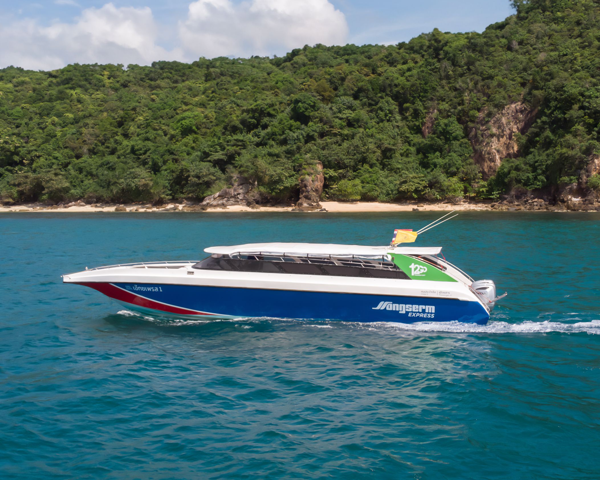 traveling-by-speedboat-with-songserm-express-a-quick-and-convenient-option
